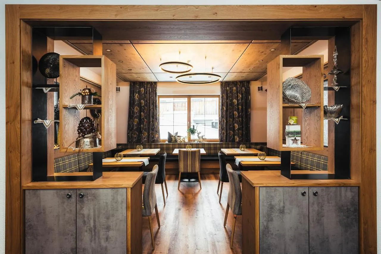 Hotel Garni Angela Ischgl