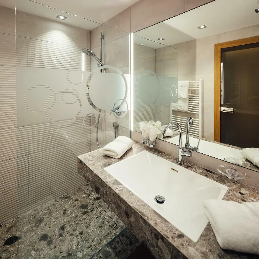 Hotel Garni Angela Ischgl Austria