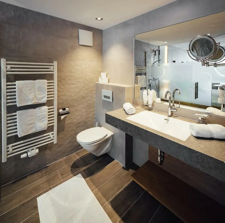 Hotel Garni Angela Ischgl 4*,  Austria