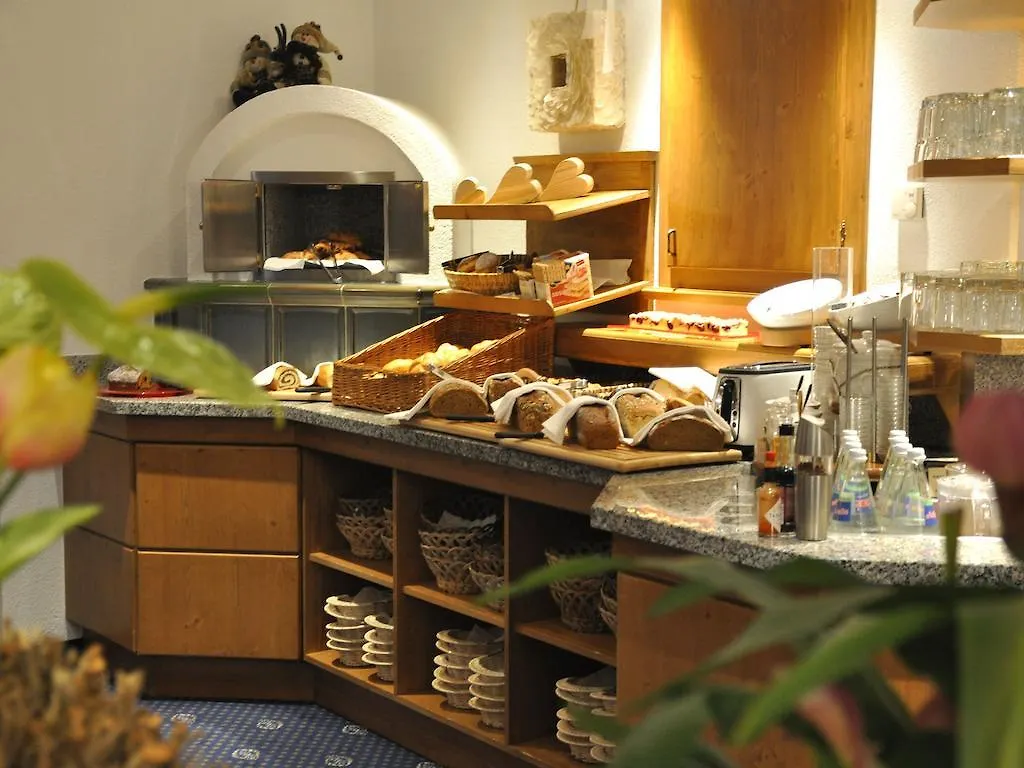 Hotel Garni Angela Ischgl